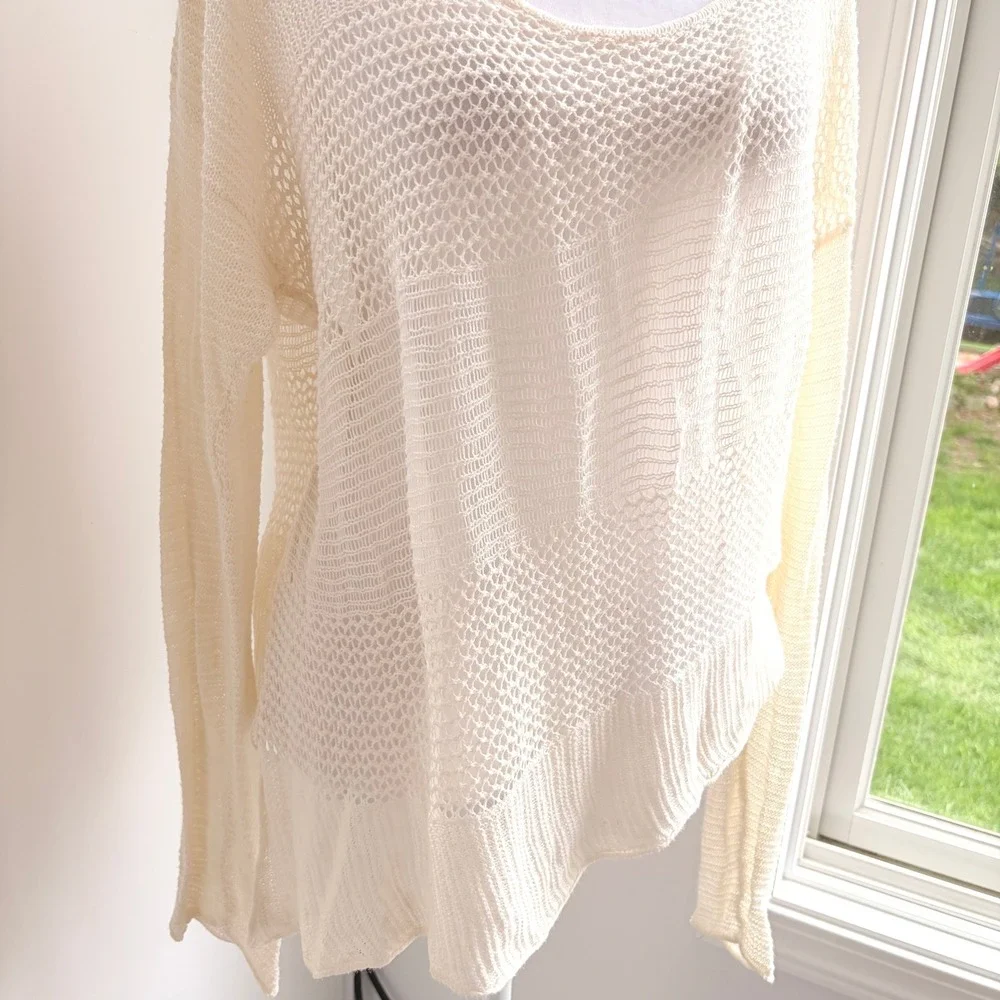 Prana Open Knit Sweater Large Boho Cream Asymmetrical Hem Mesh Crochet Pullover